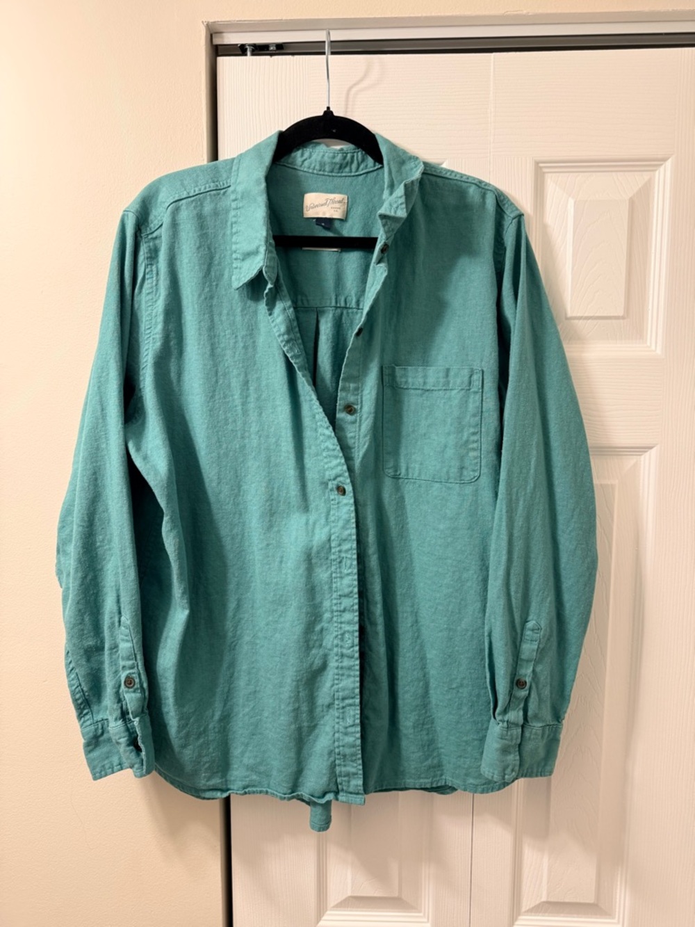 Universal Thread Teal Relaxed-Fit Button-Up Shirt